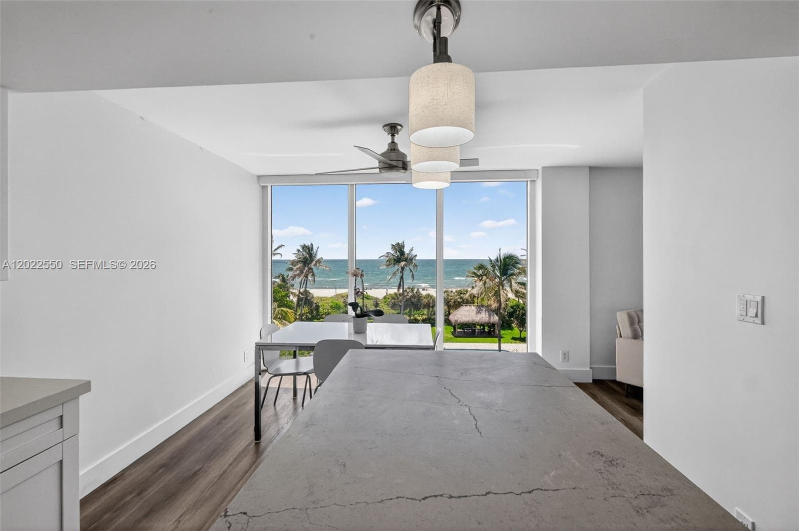 A12022550 — Miami Beach — 3