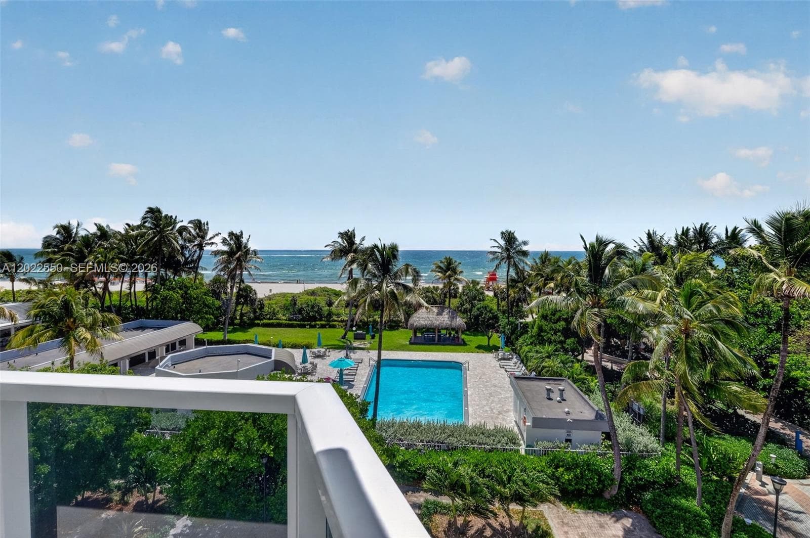 A12022550 — Miami Beach — 30