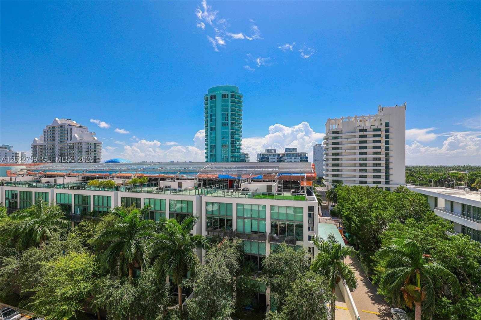 A12022739 — Miami Beach — 20