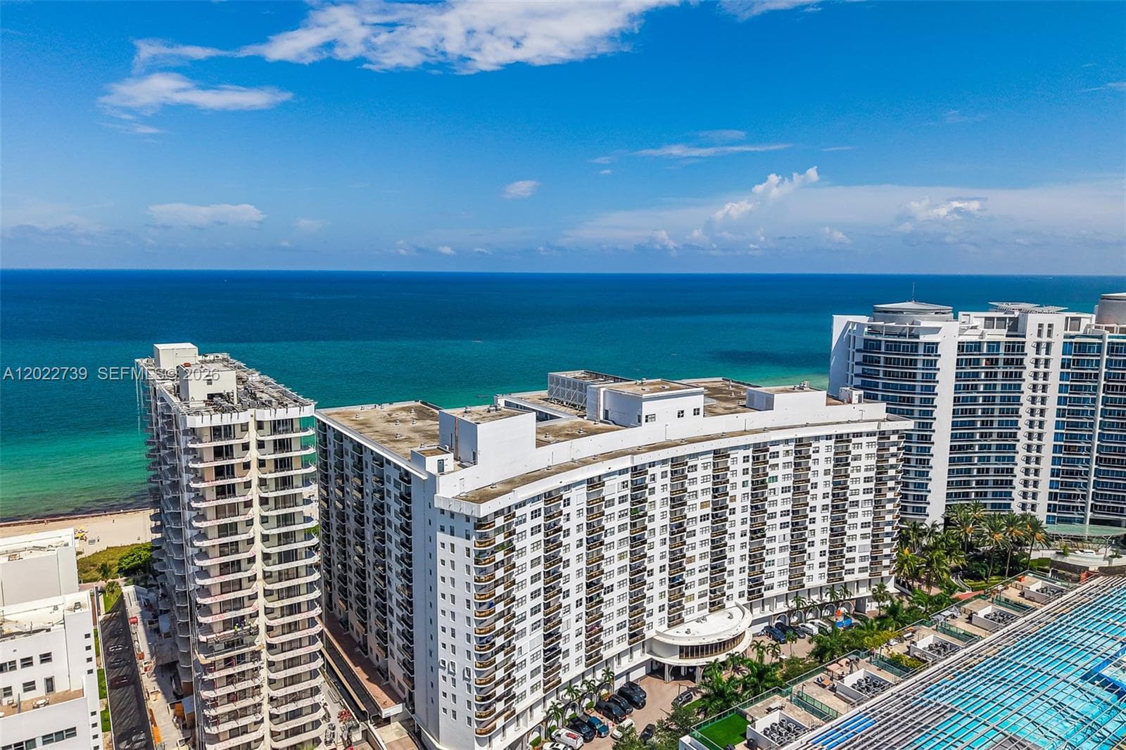 A12022739 — Miami Beach — 38