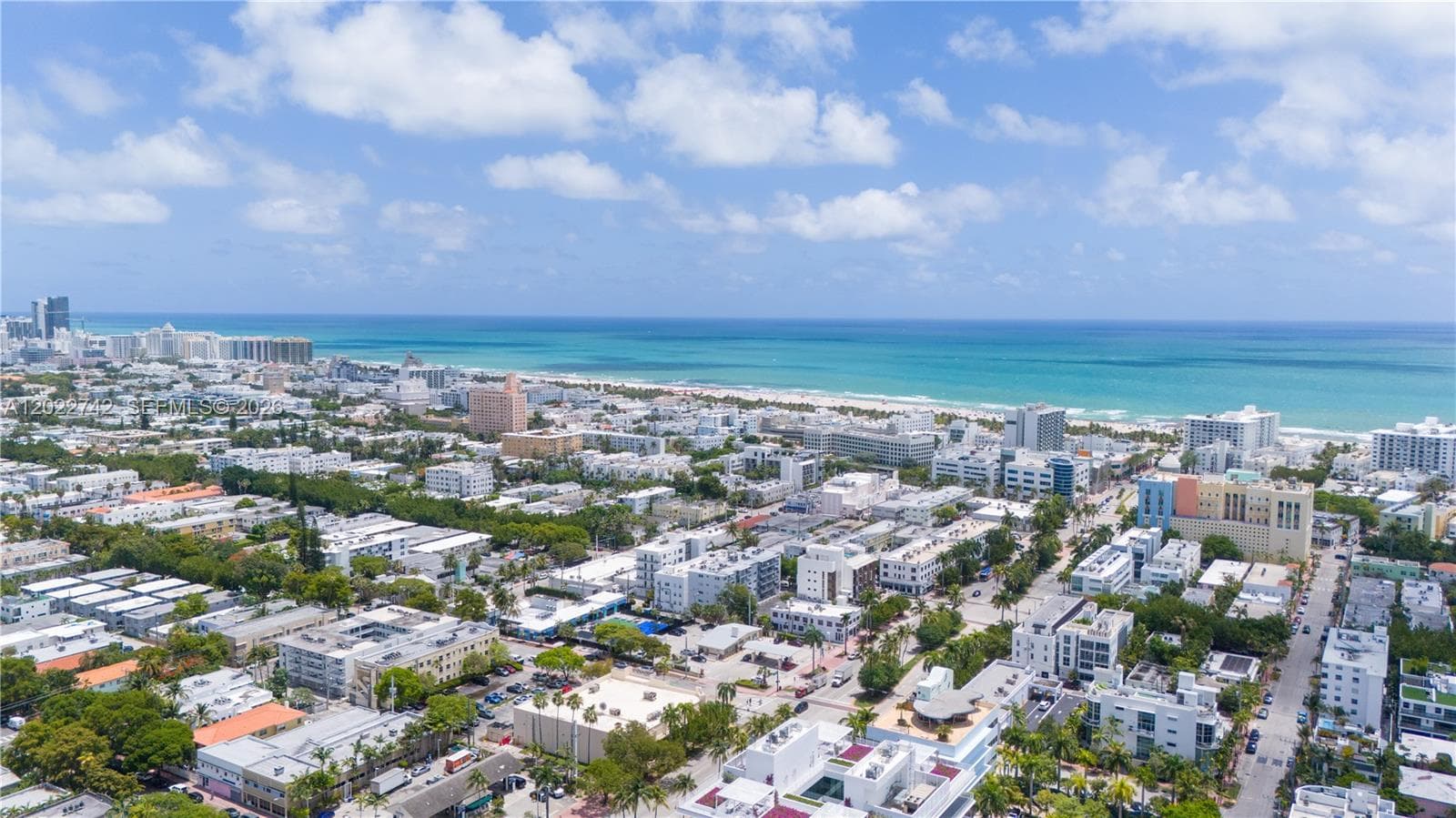 A12022742 — Miami Beach — 46