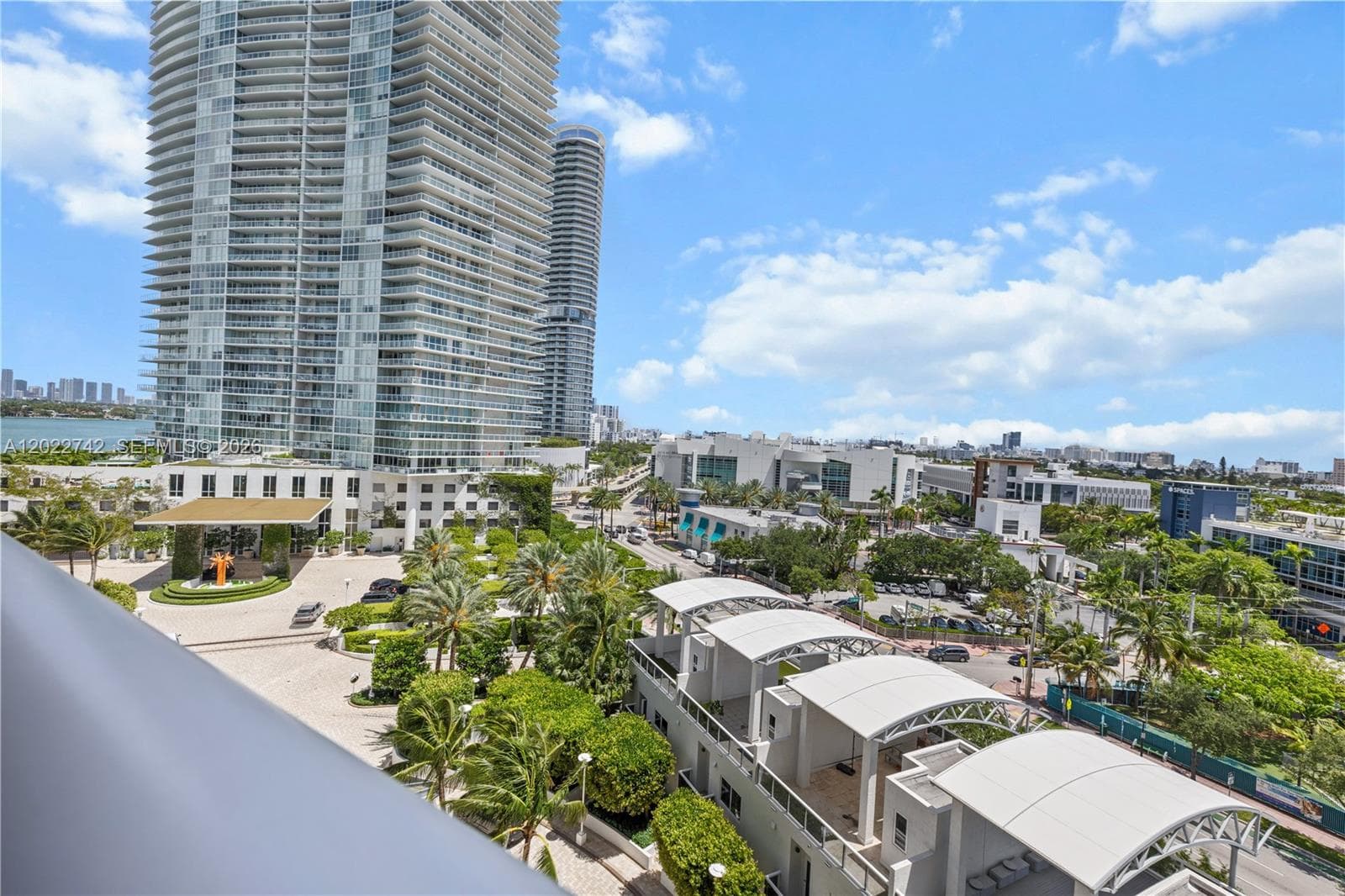 A12022742 — Miami Beach — 12