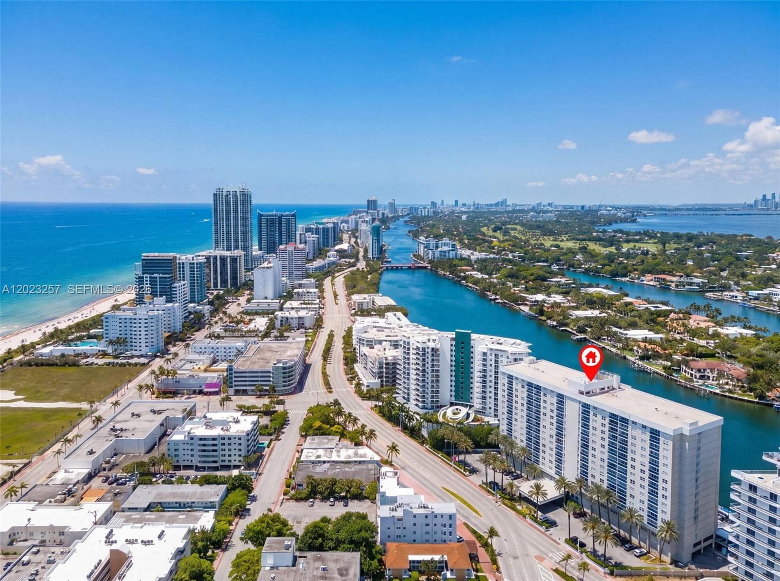 A12023257 — Miami Beach — 19