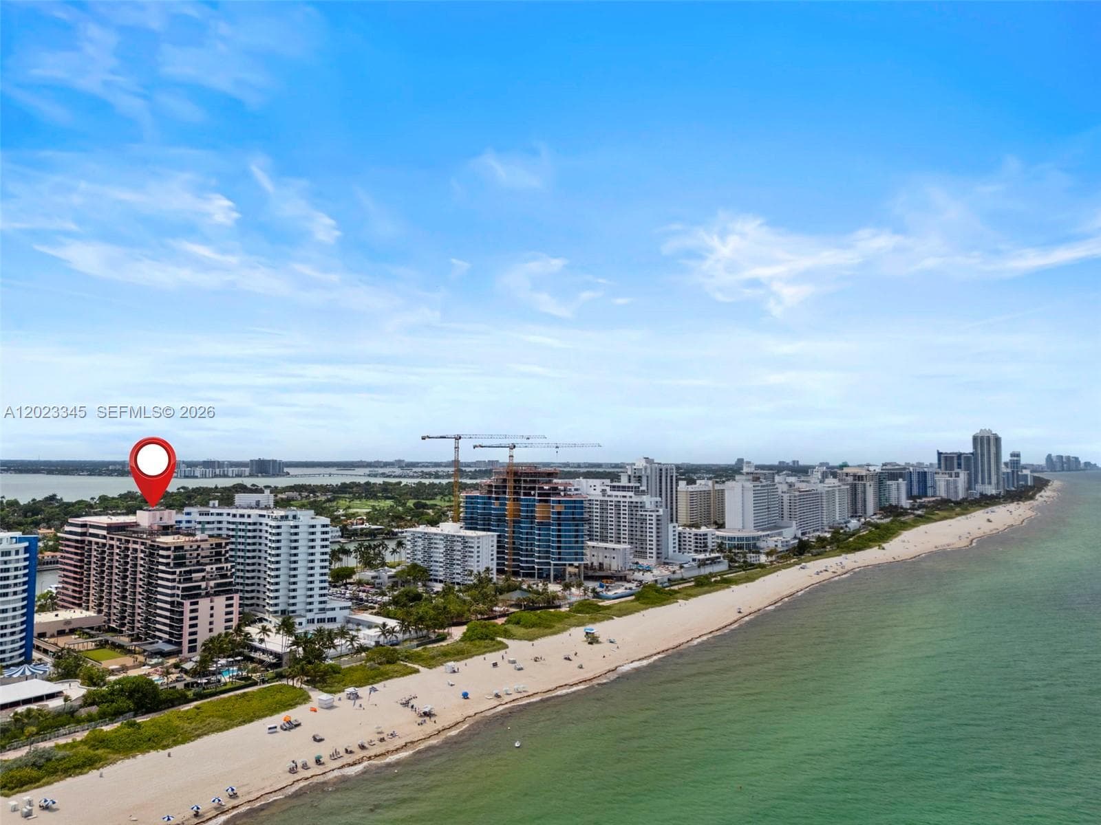 A12023345 — Miami Beach — 23