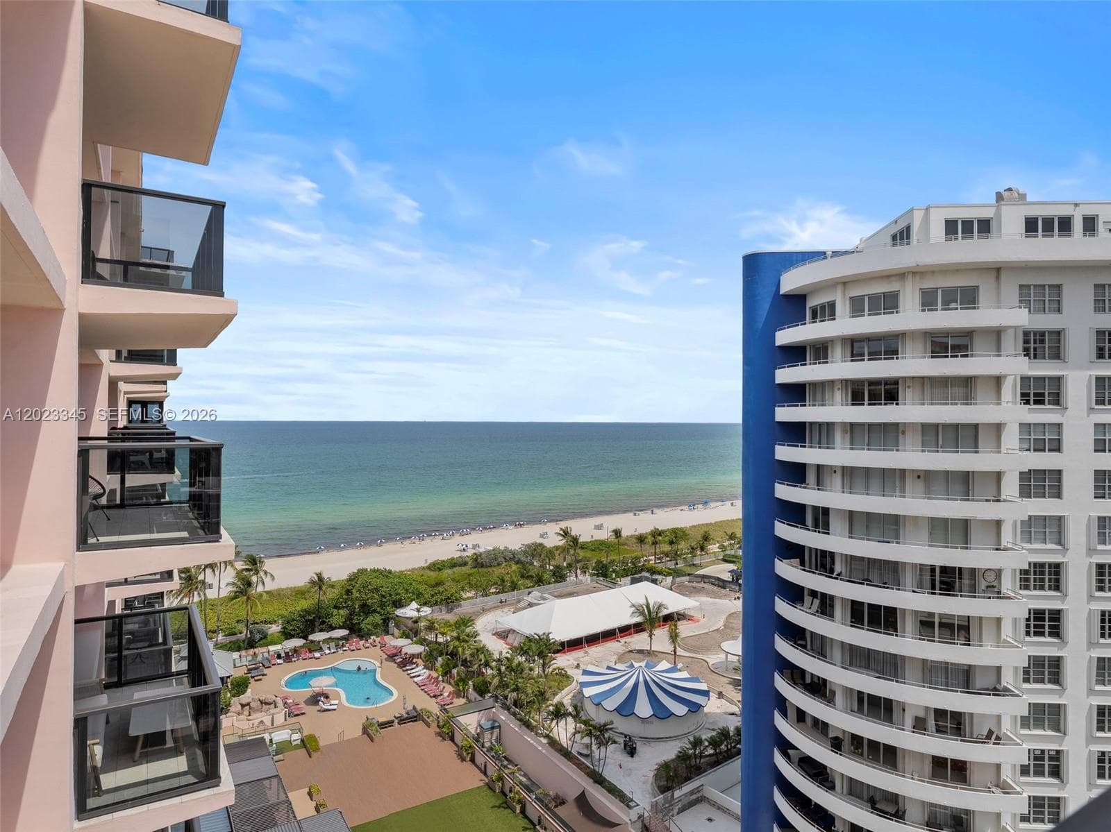 A12023345 — Miami Beach — 17