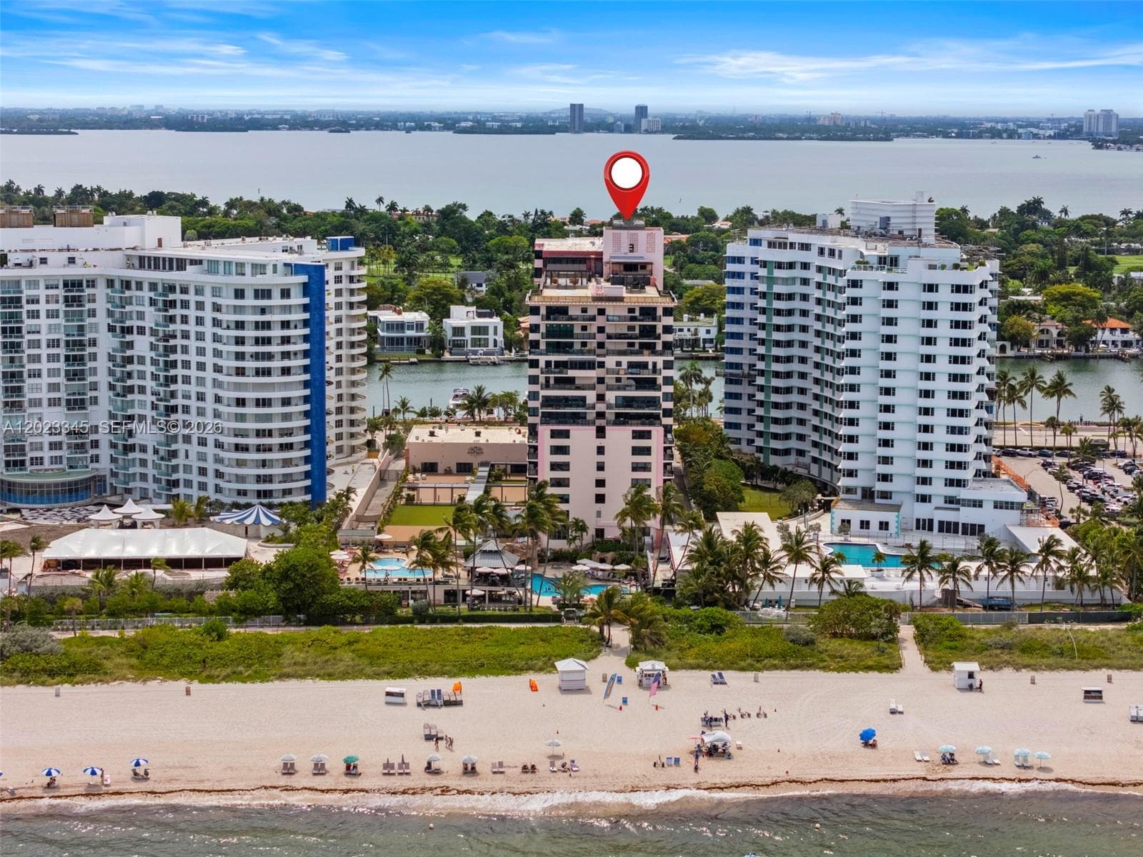 A12023345 — Miami Beach — 22