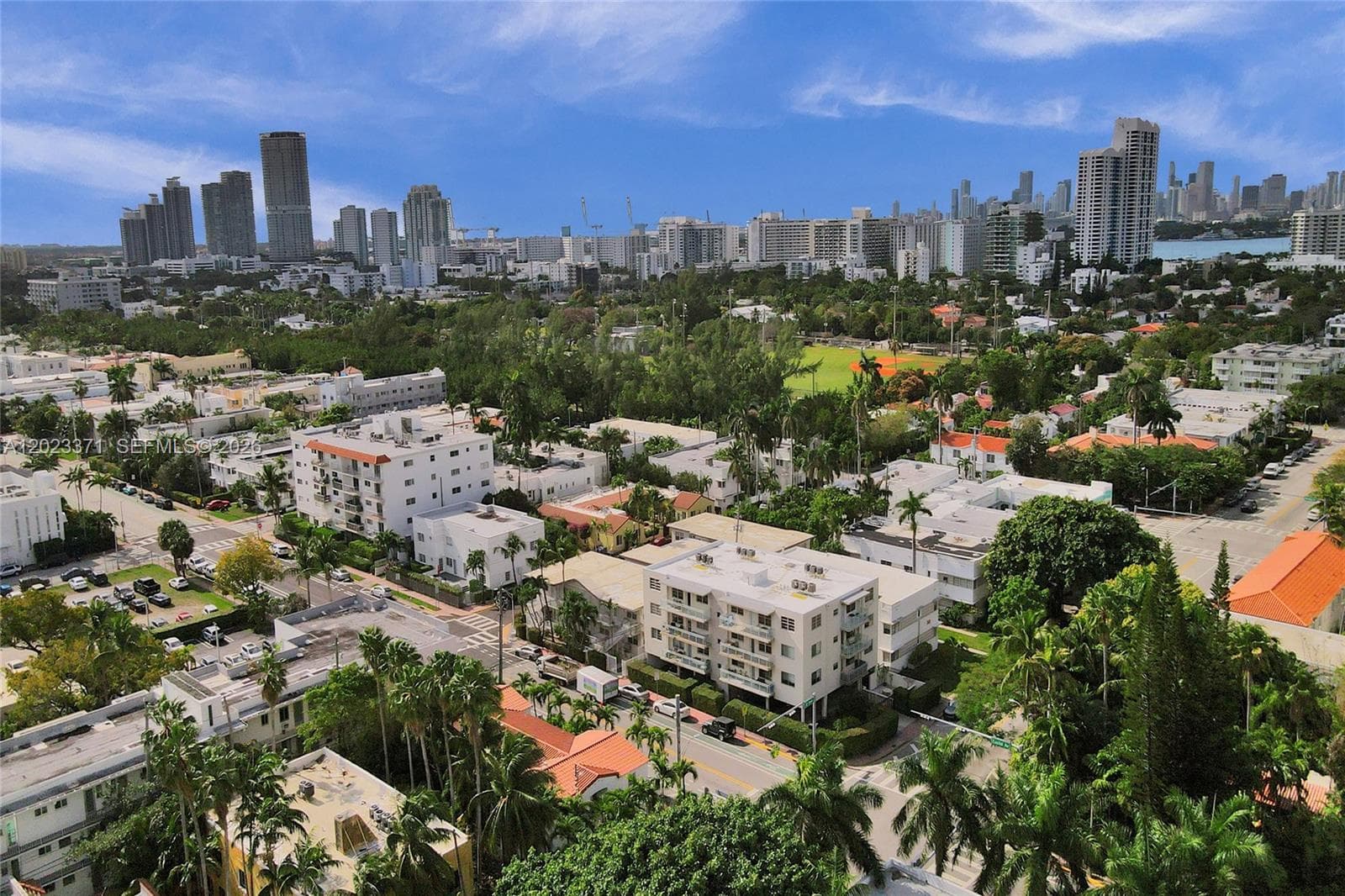A12023371 — Miami Beach — 24