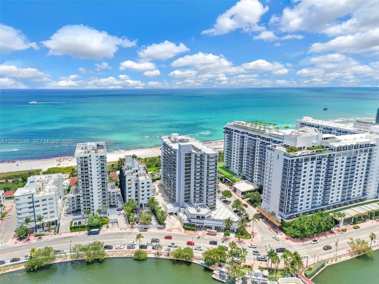 A12023549 — Miami Beach — 36