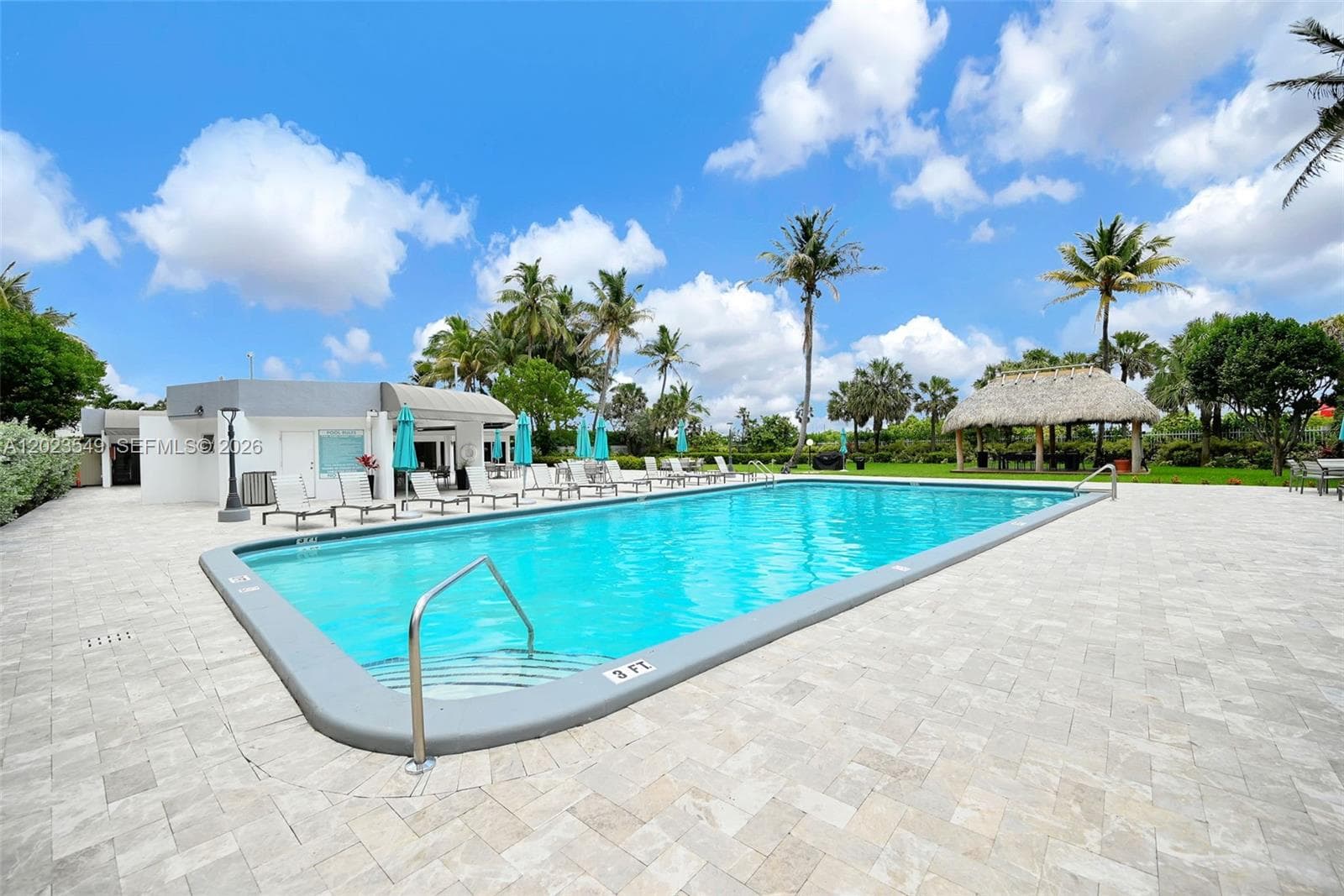A12023549 — Miami Beach — 31