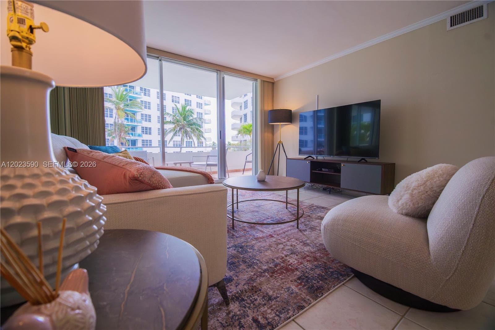 A12023590 — Miami Beach — 3
