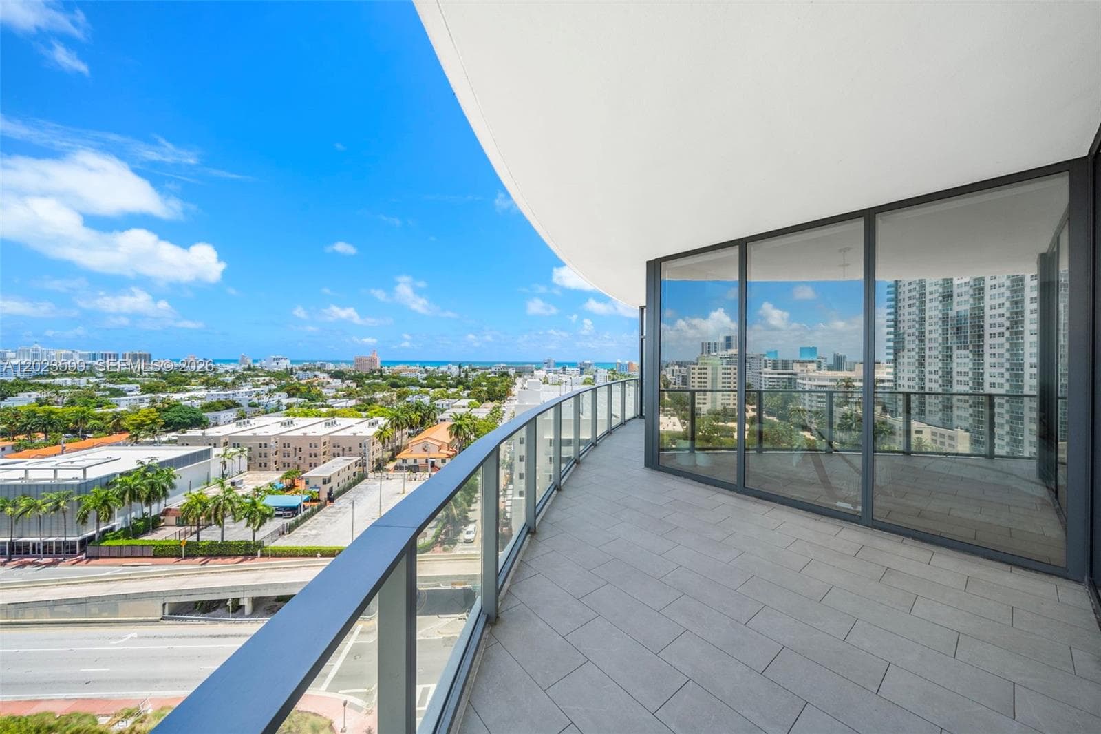 A12023599 — Miami Beach — 6