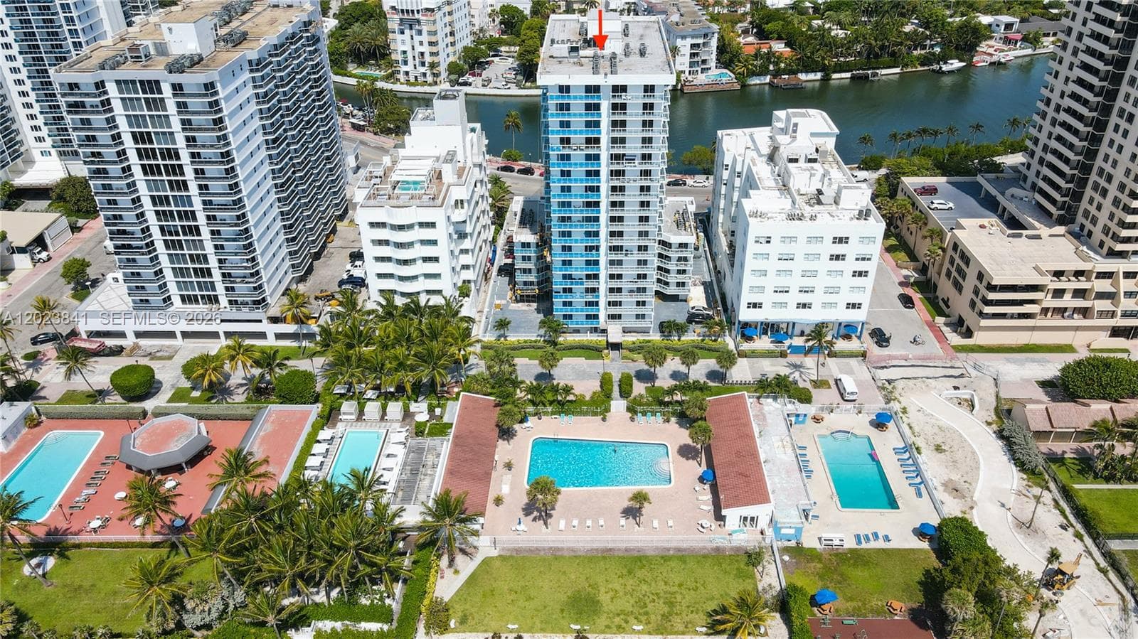 A12023841 — Miami Beach — 26