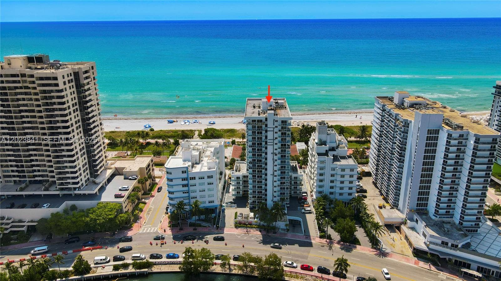 A12023841 — Miami Beach — 28