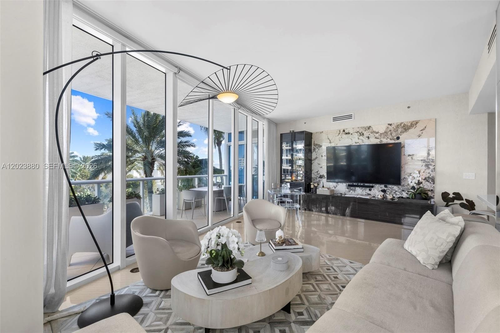 A12023880 — Miami Beach — 10