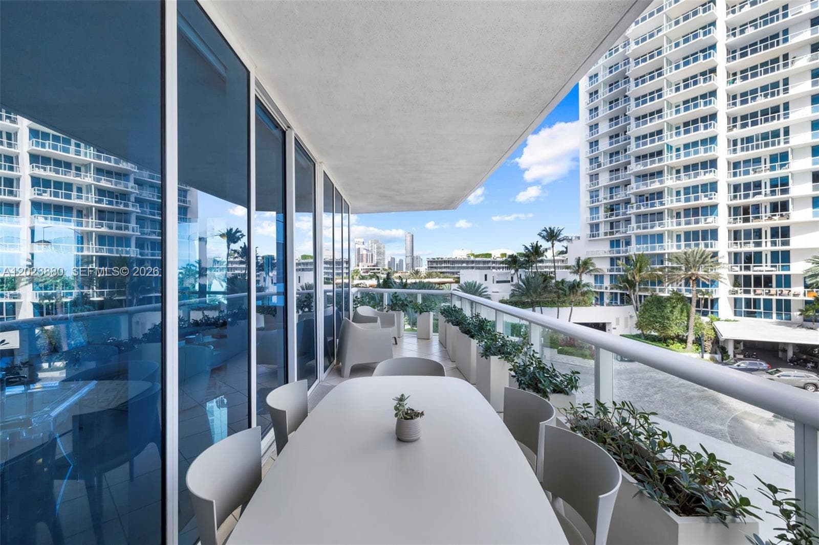 A12023880 — Miami Beach — 25