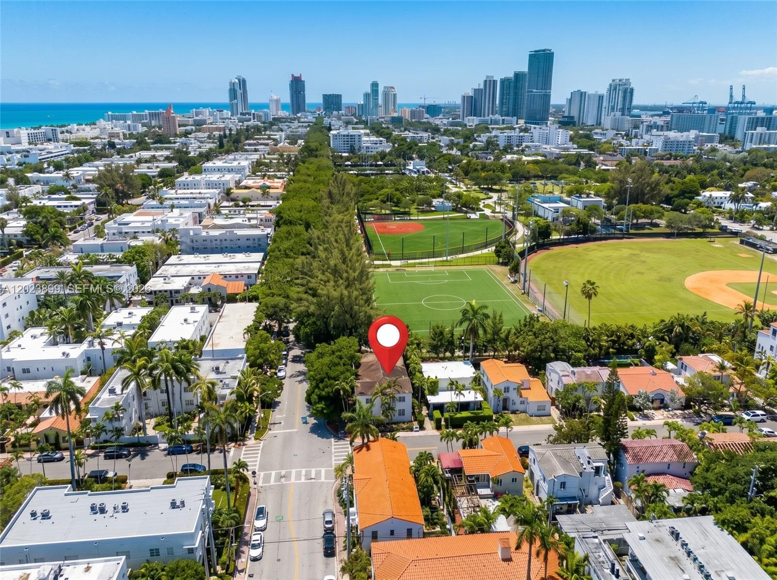 A12023899 — Miami Beach — 2