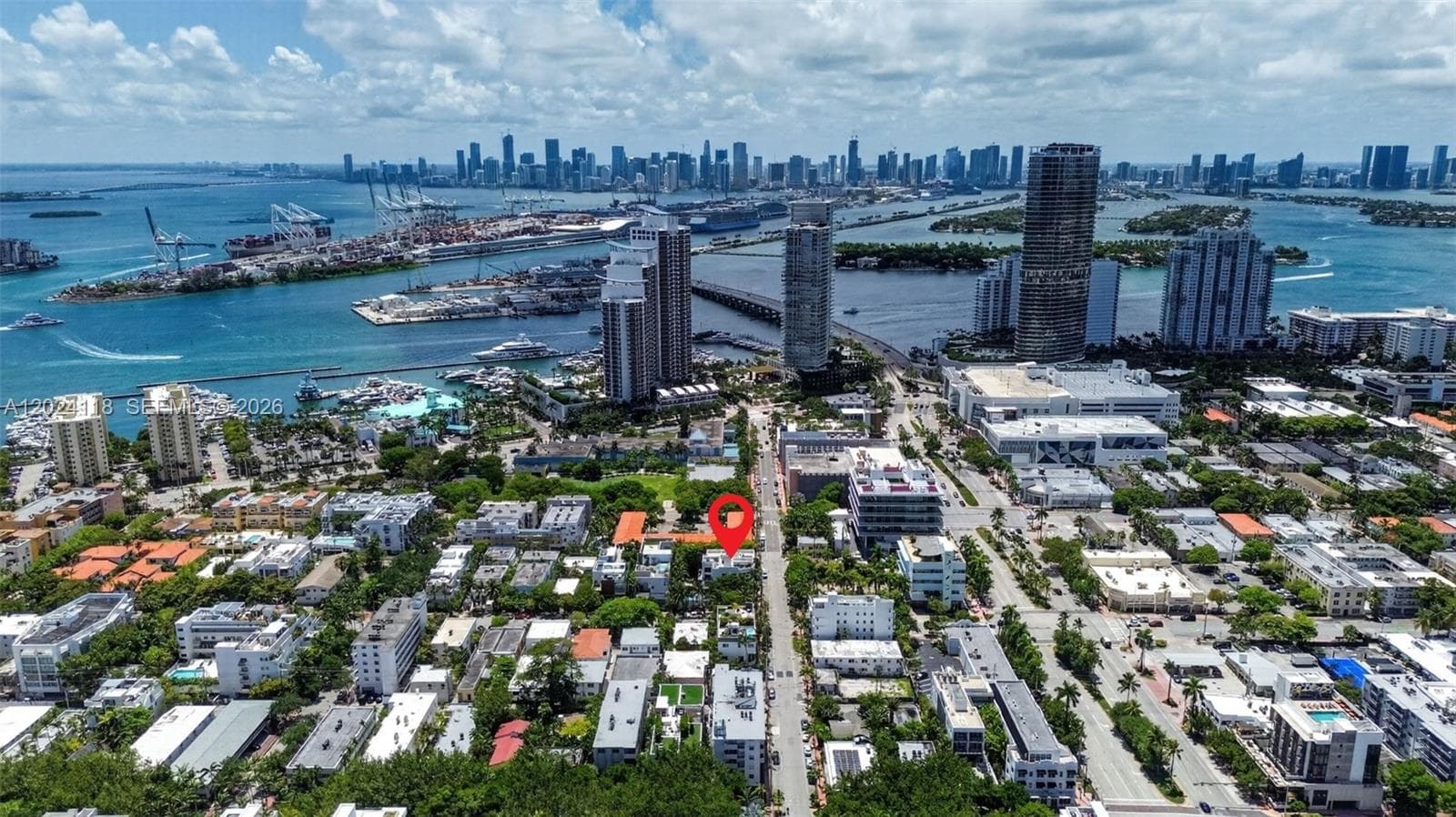 A12024118 — Miami Beach — 45