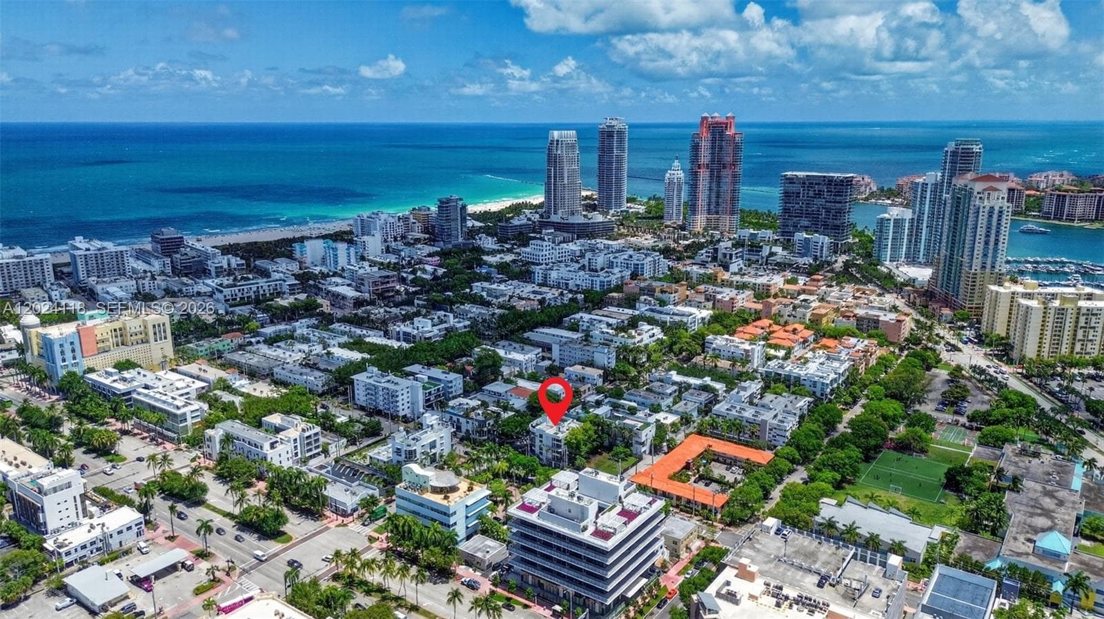 A12024118 — Miami Beach — 40