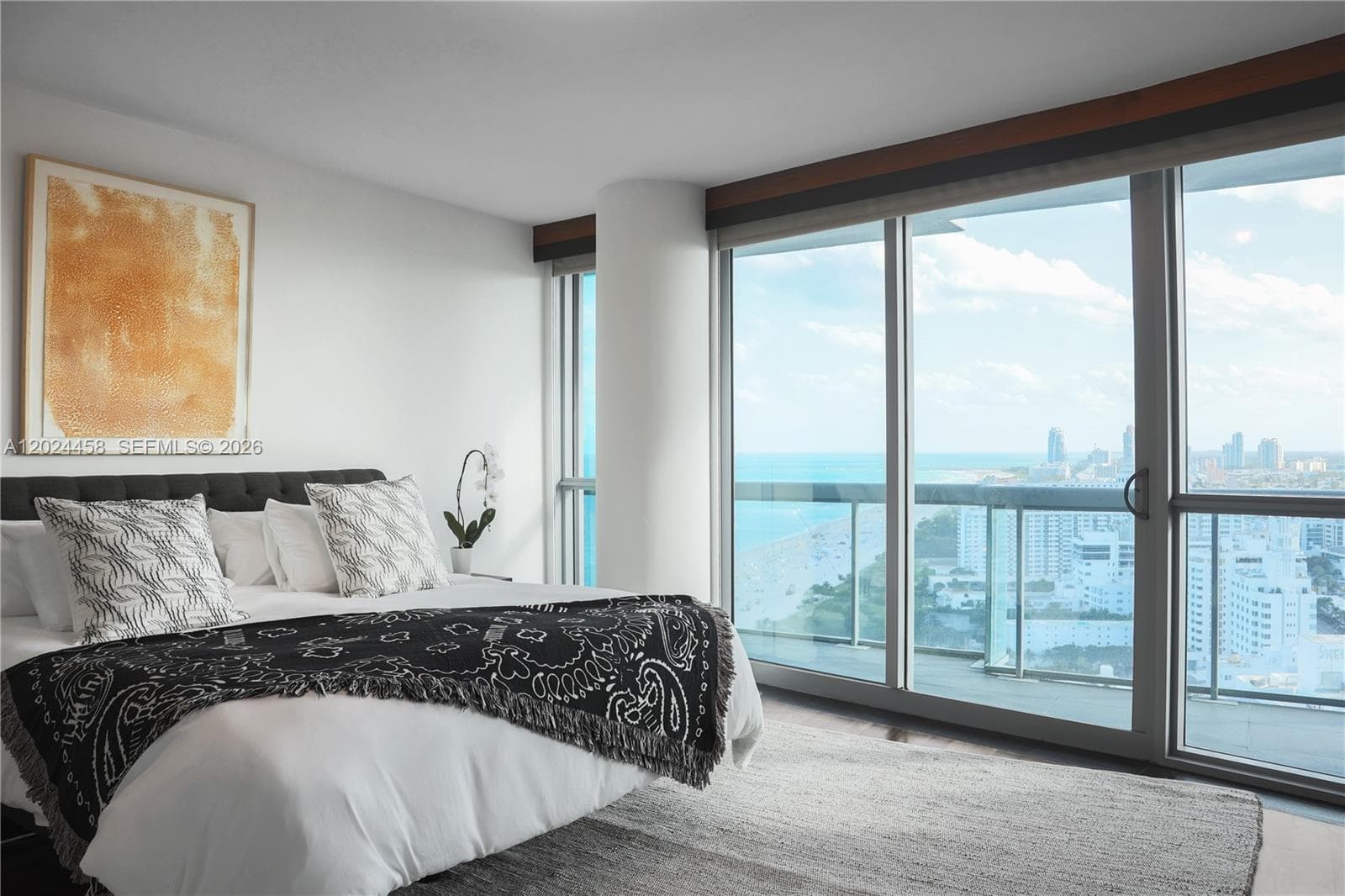 A12024458 — Miami Beach — 5