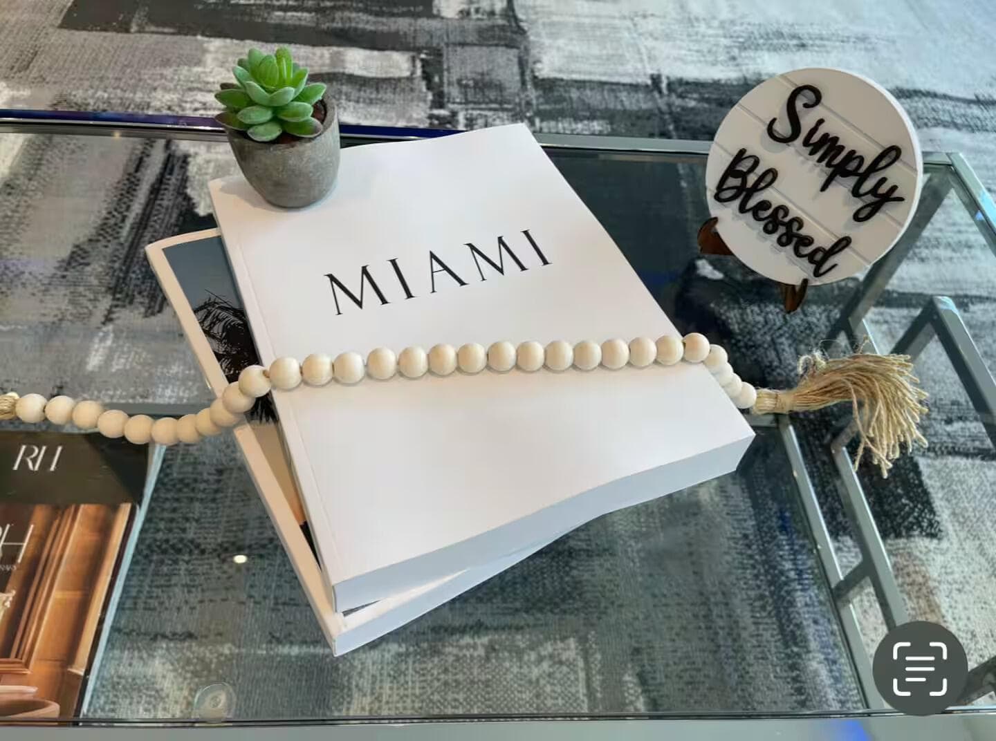 B26032477 — Miami Beach — 22