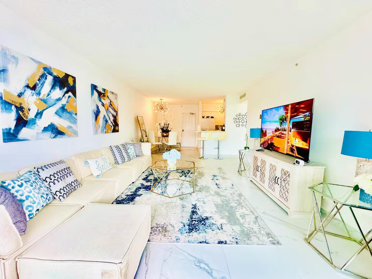 B26032477 — Miami Beach — 14