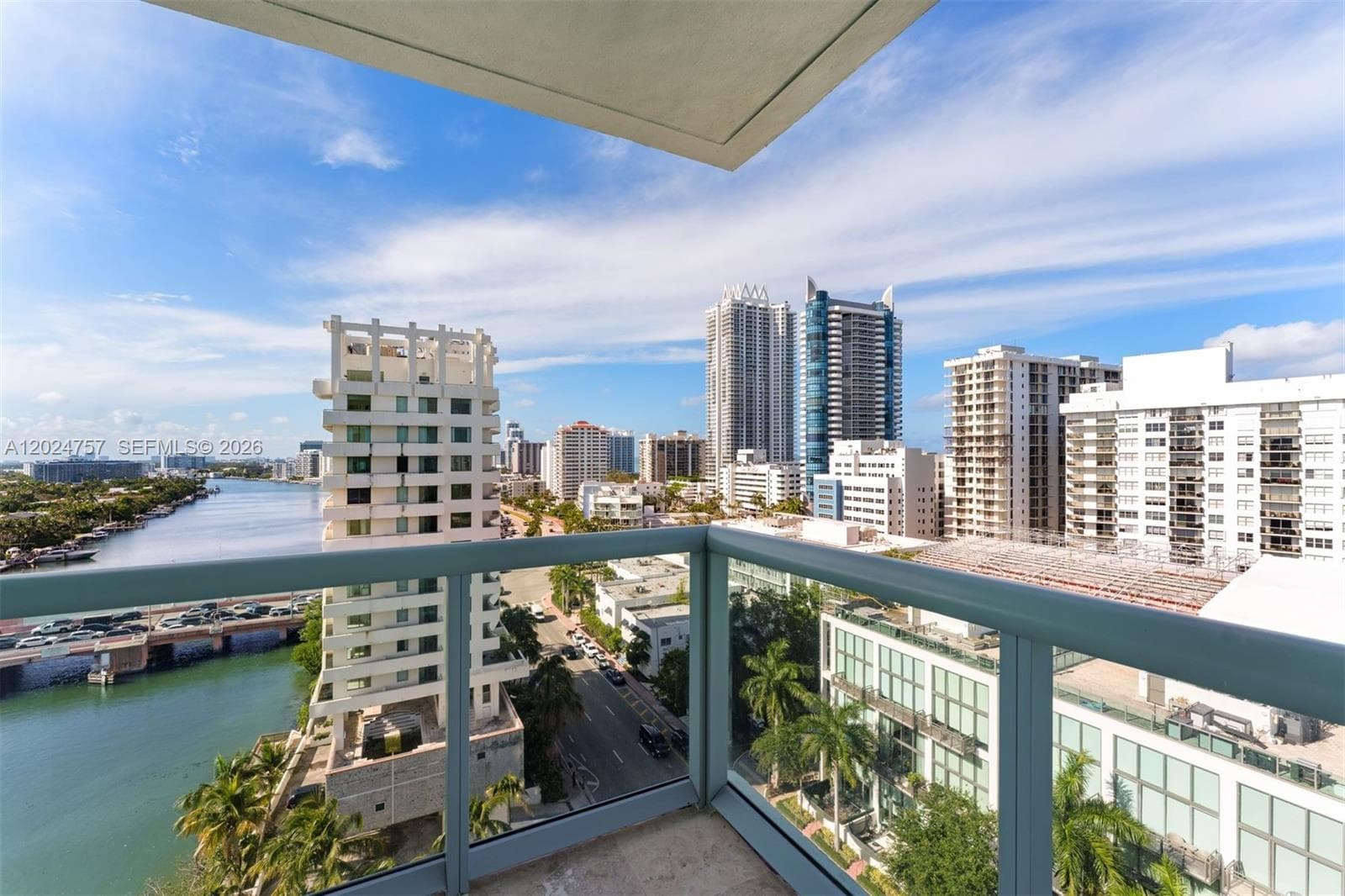 A12024757 — Miami Beach — 13