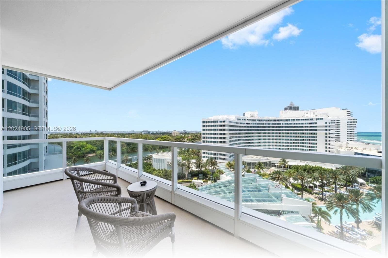 A12024905 — Miami Beach