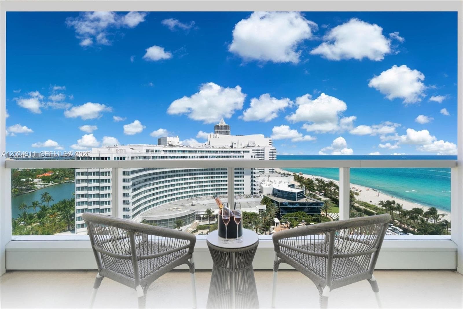 A12024911 — Miami Beach — 2