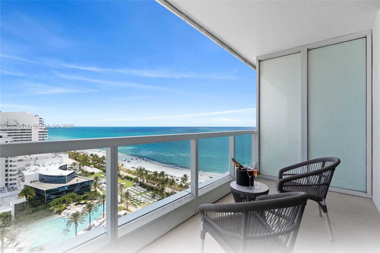 A12024911 — Miami Beach