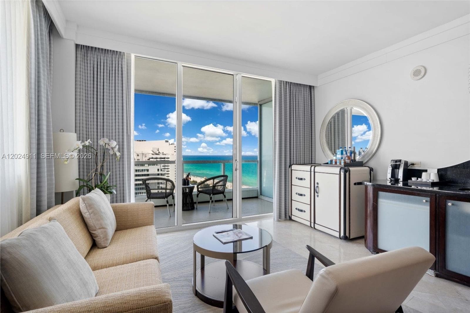 A12024911 — Miami Beach — 5