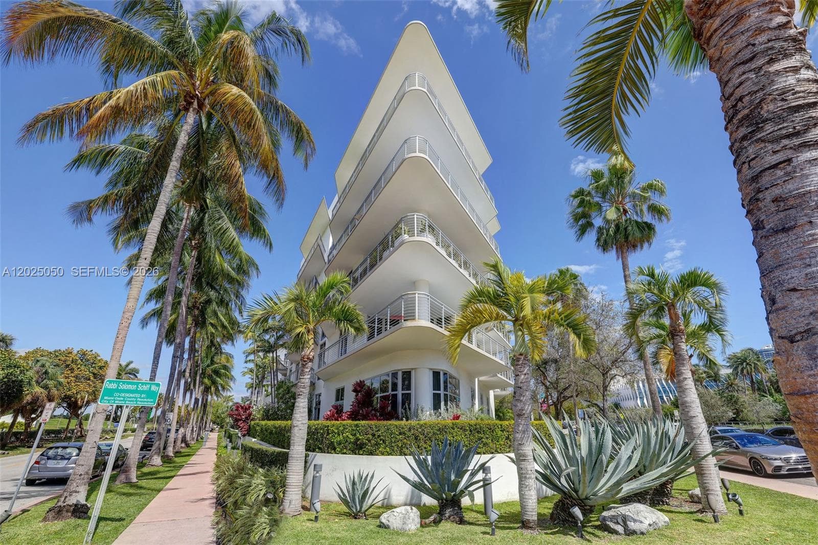 A12025050 — Miami Beach