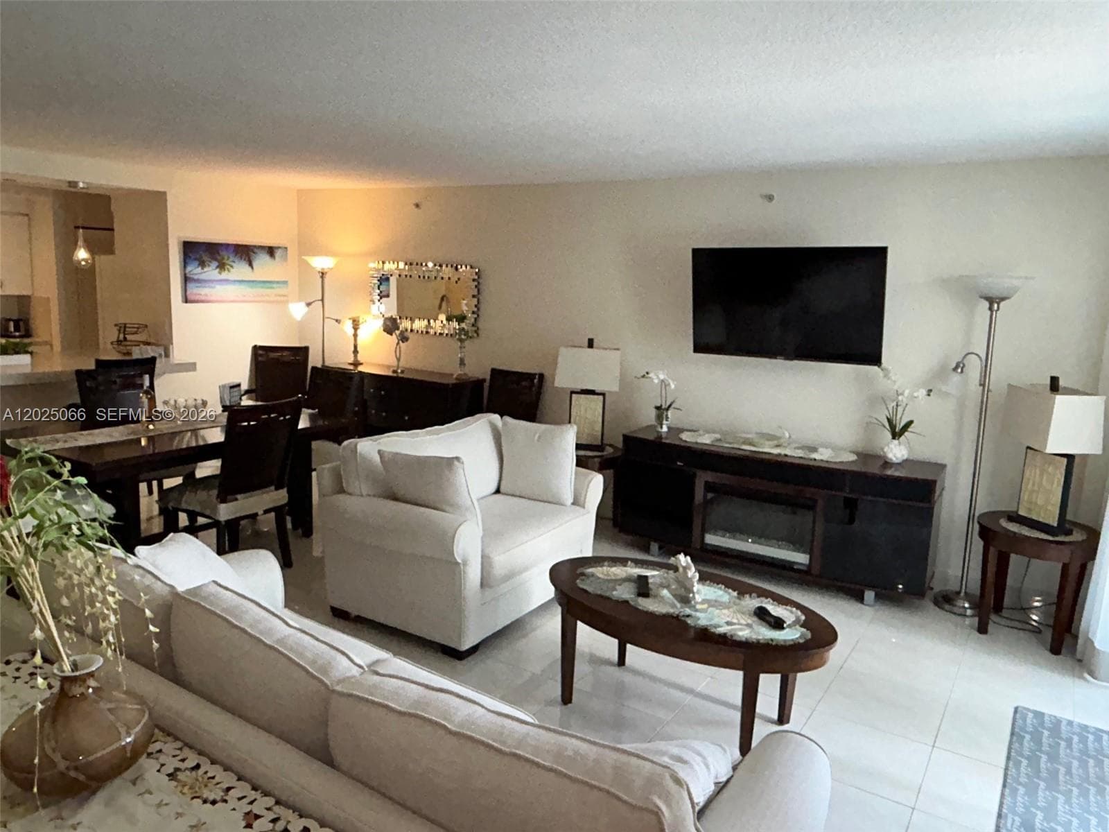 A12025066 — Miami Beach — 10