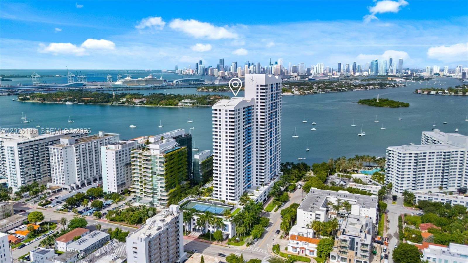 A12025103 — Miami Beach — 27