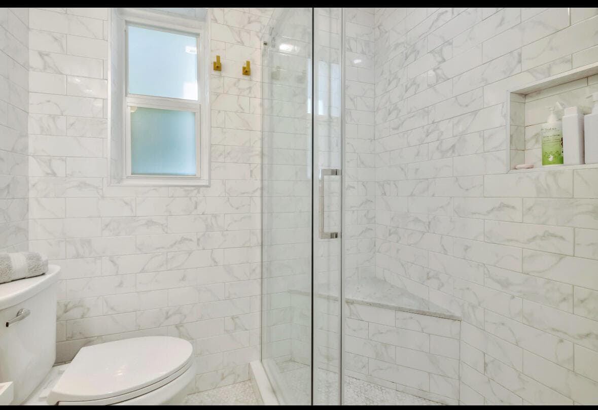 B26032855 — Miami Beach — 6