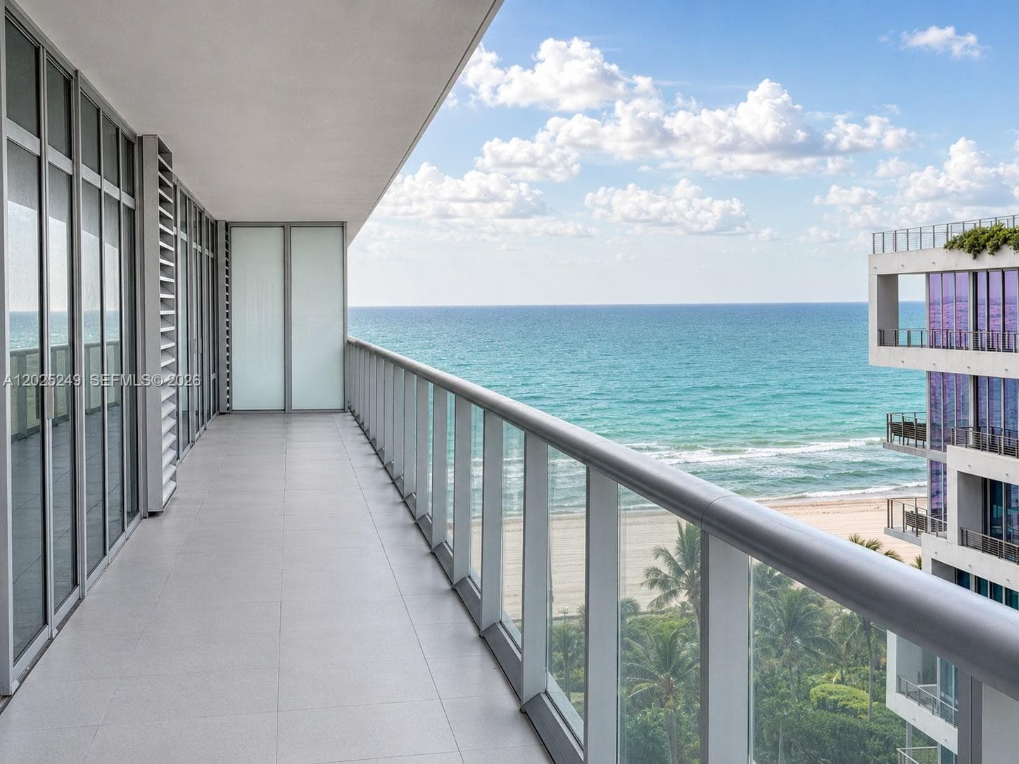 A12025249 — Miami Beach
