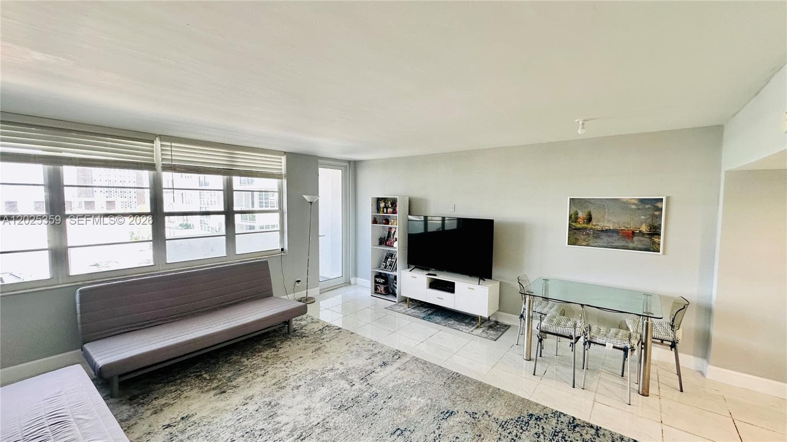 A12025359 — Miami Beach — 8