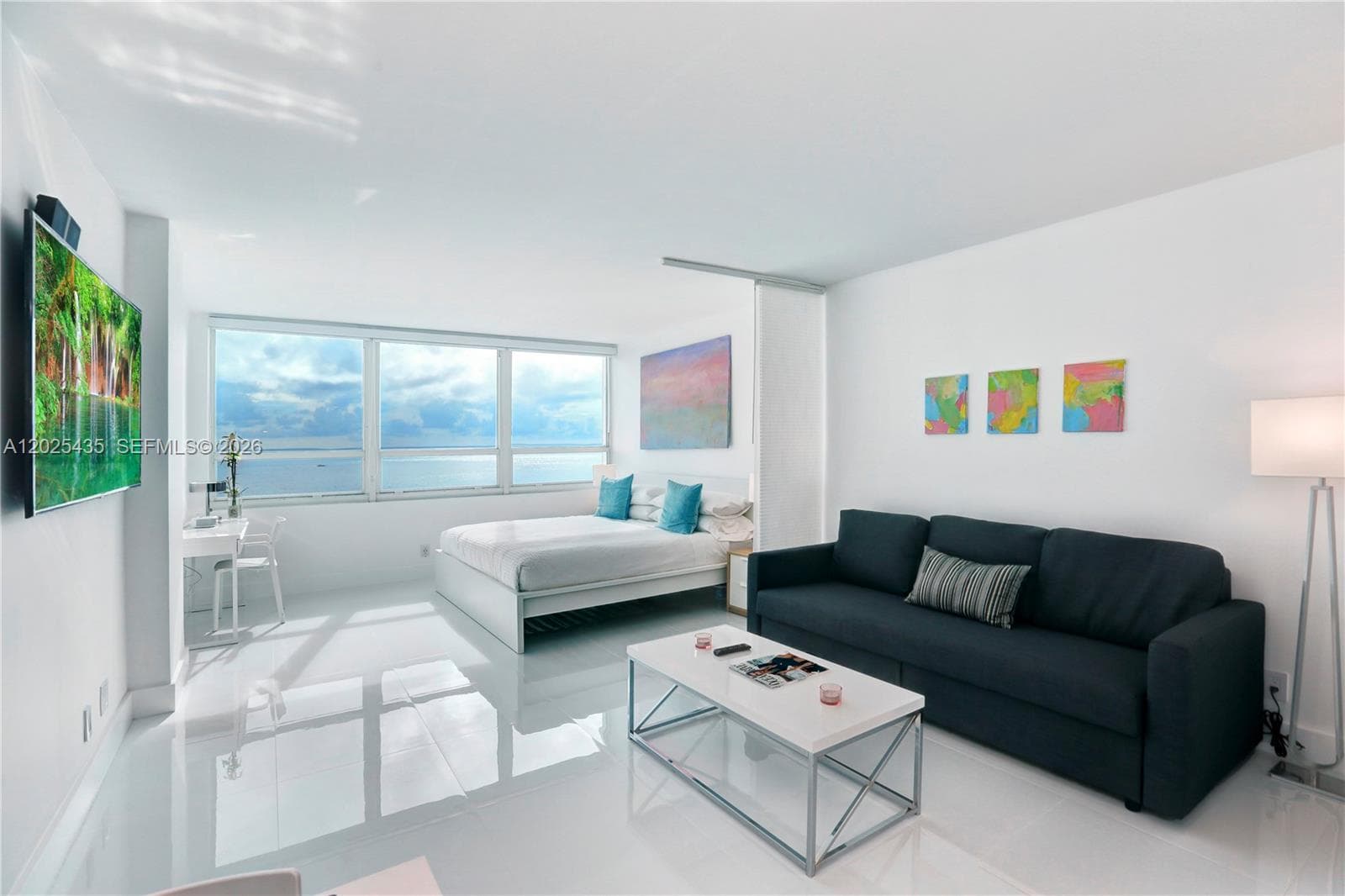 A12025435 — Miami Beach — 7