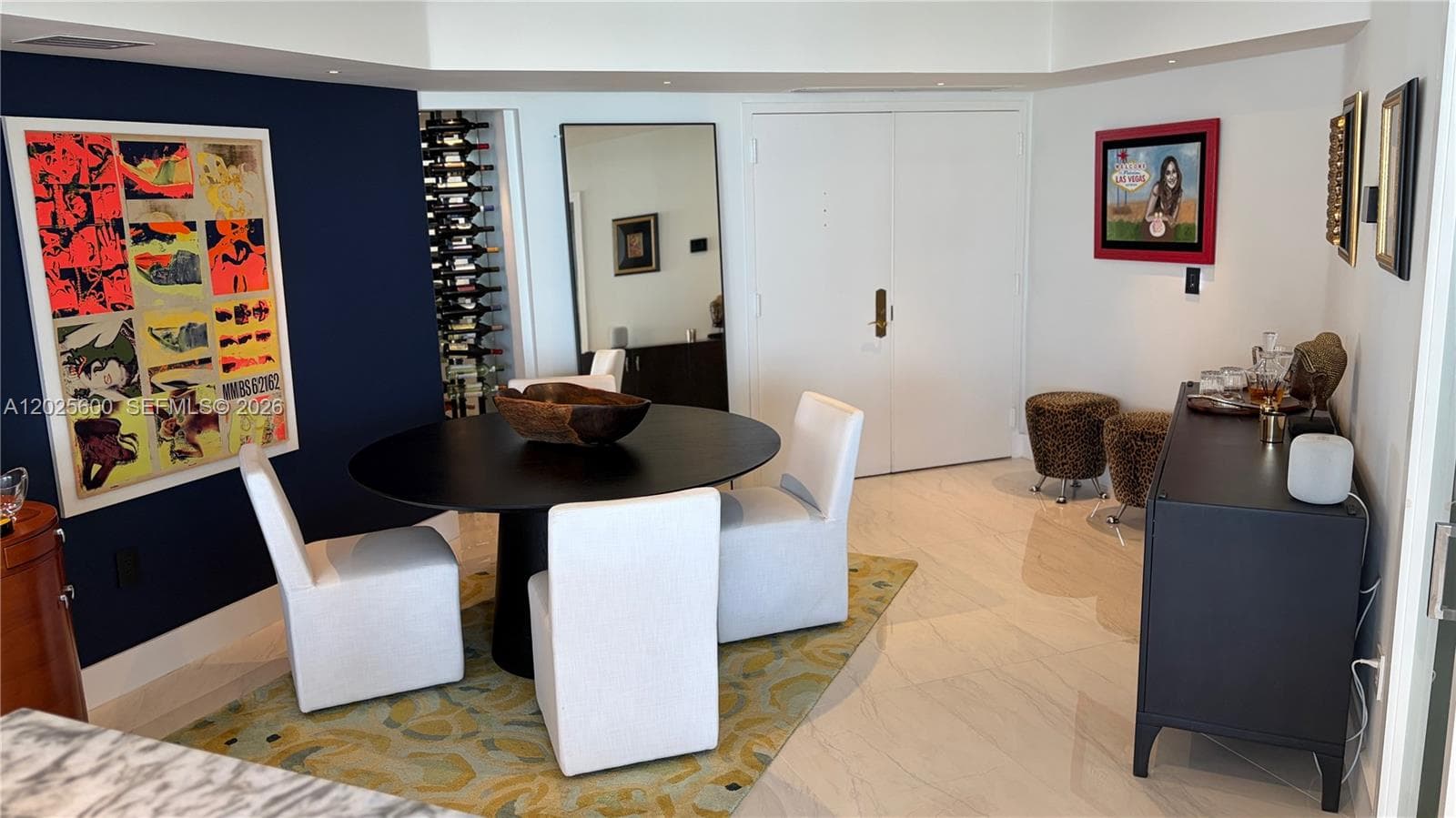 A12025600 — Miami Beach — 9