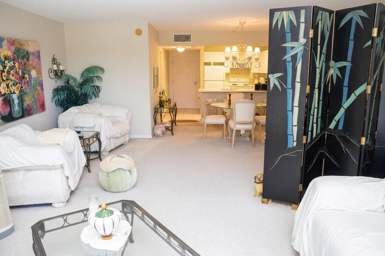 B26033080 — Miami Beach — 3