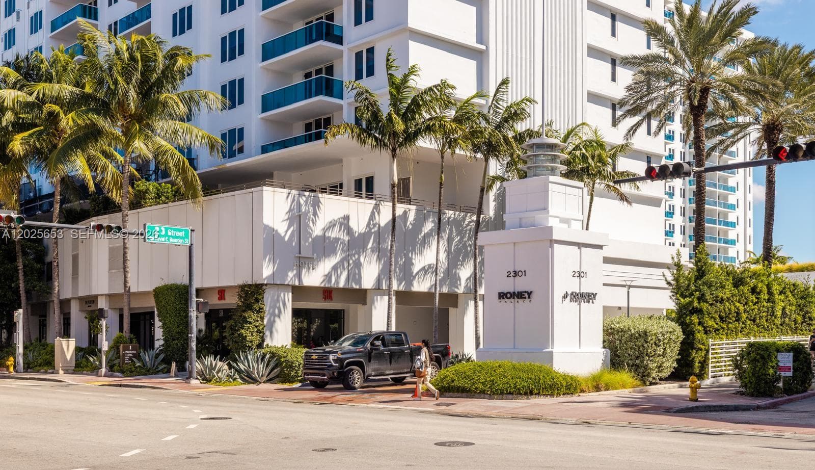 A12025653 — Miami Beach — 26