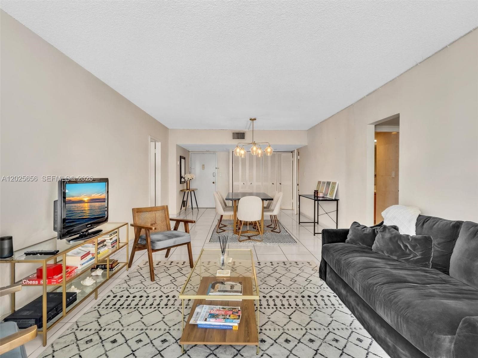 A12025656 — Miami Beach — 6