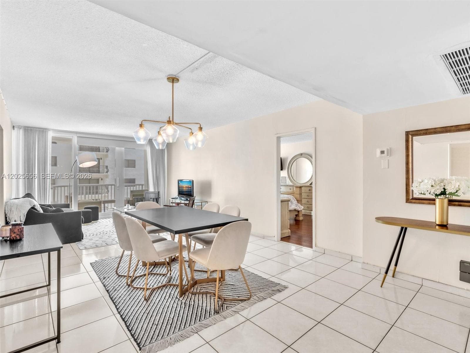A12025656 — Miami Beach — 7