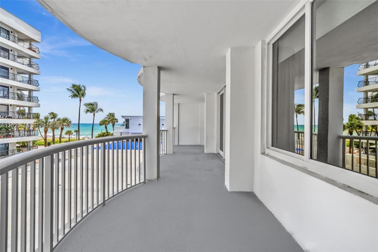 A12025656 — Miami Beach — 11