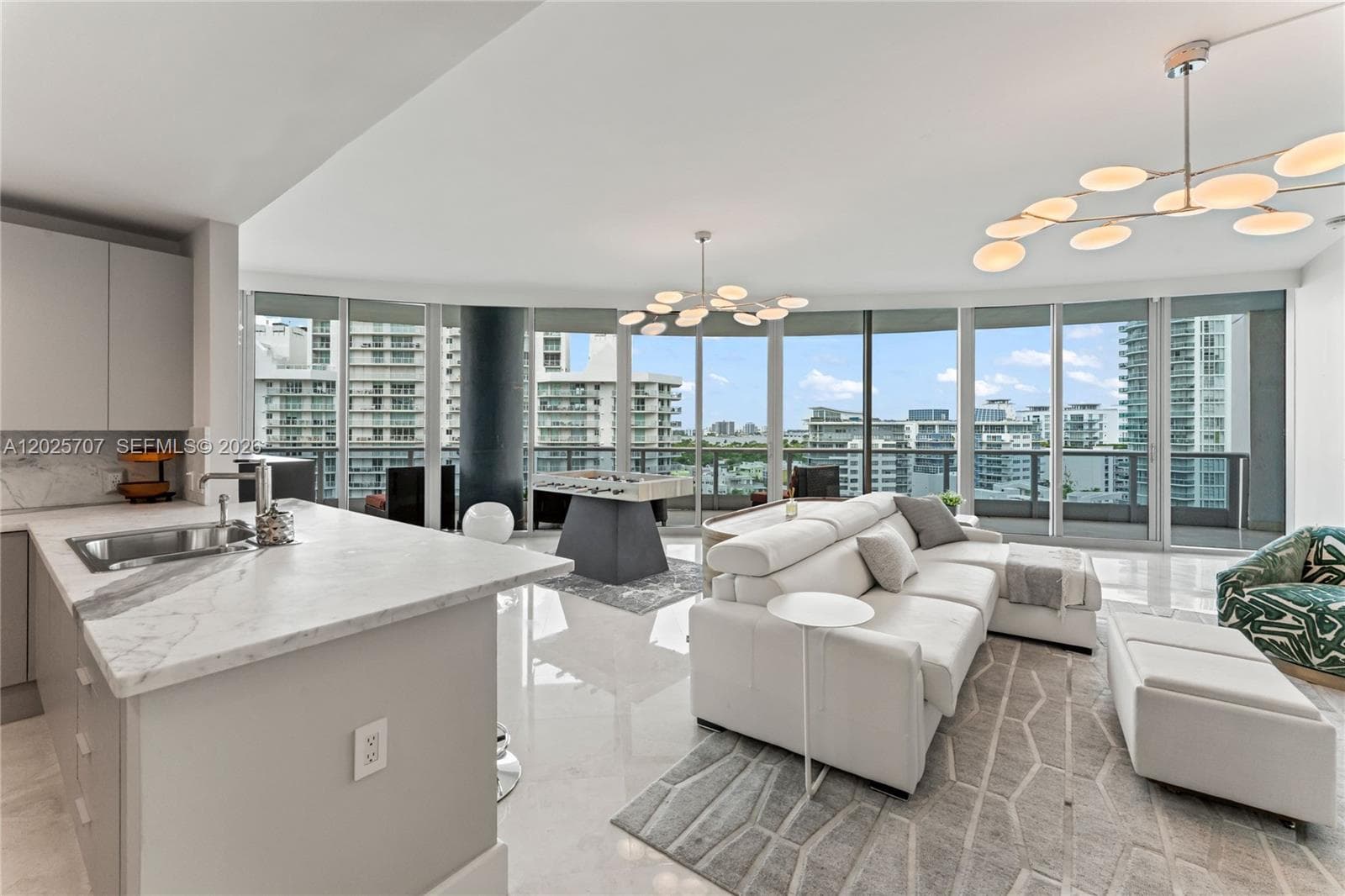 A12025707 — Miami Beach — 4