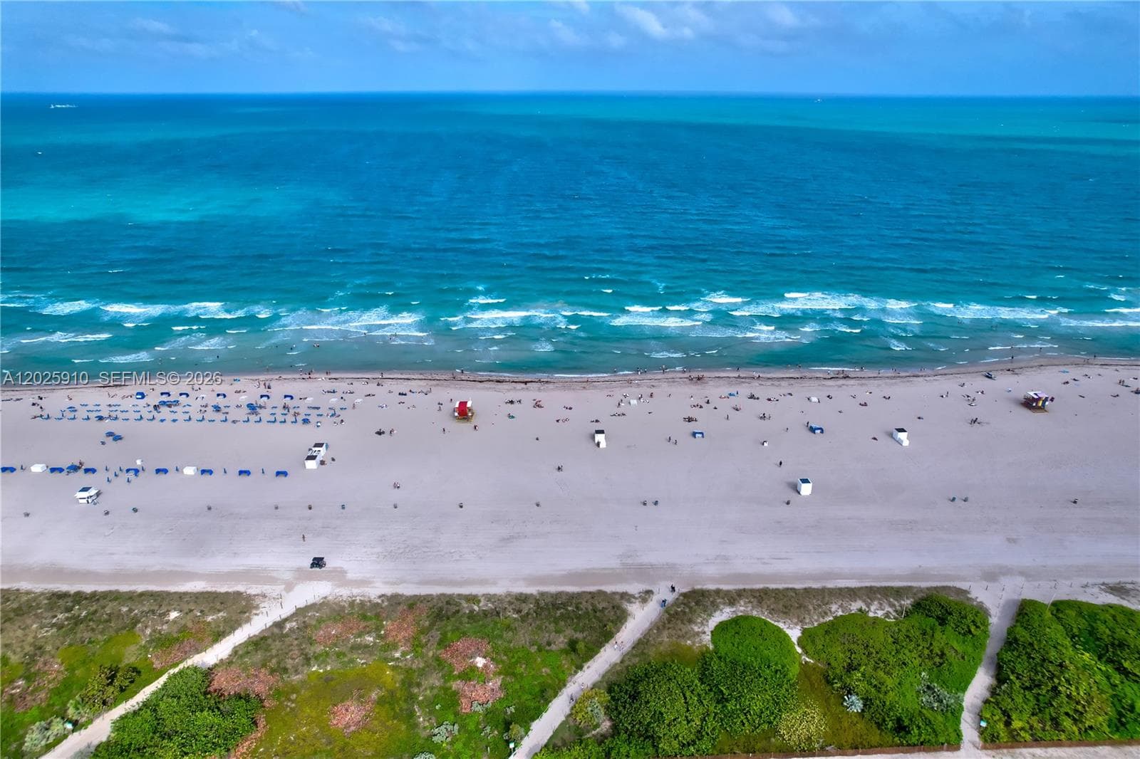 A12025910 — Miami Beach — 2