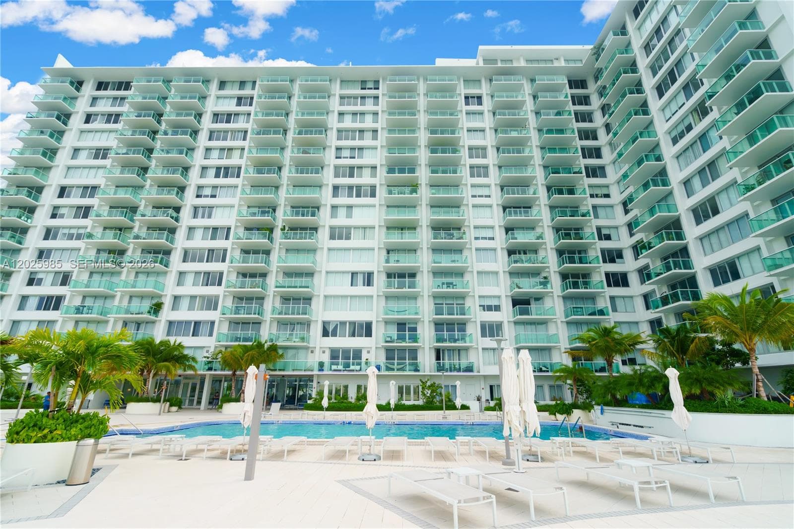 A12025985 — Miami Beach — 23