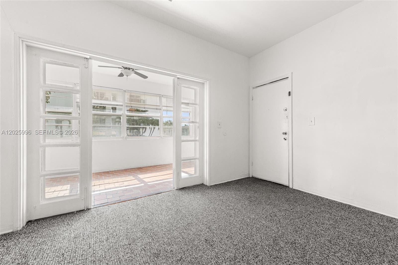 A12025996 — Miami Beach — 49