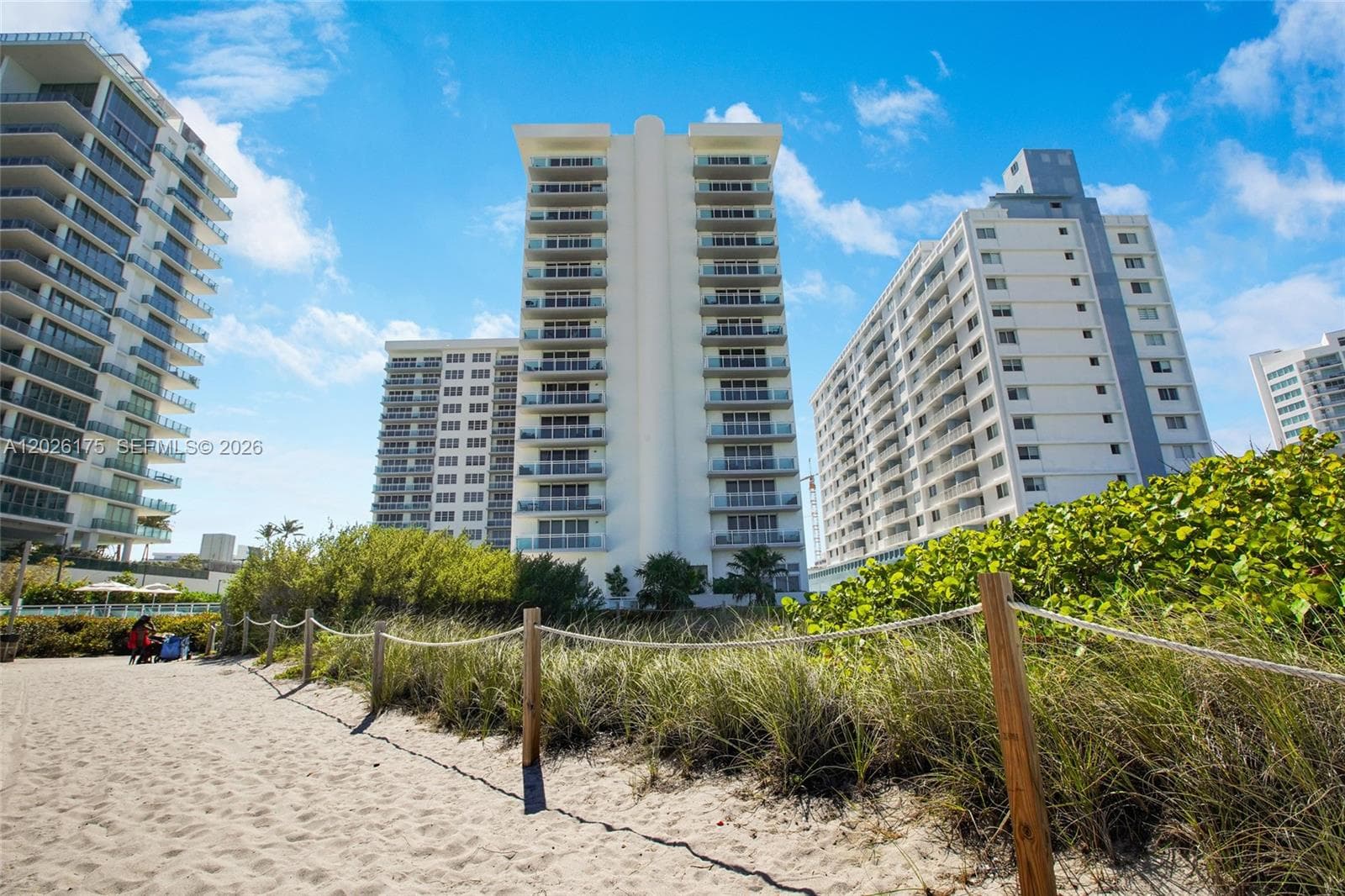 A12026175 — Miami Beach