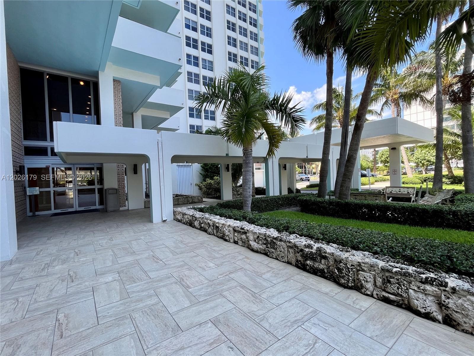 A12026179 — Miami Beach — 24