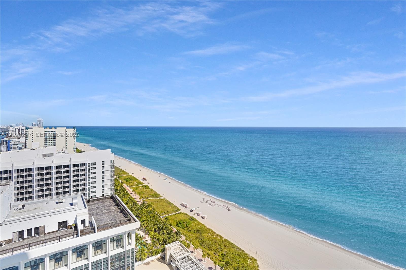 A12026227 — Miami Beach — 2